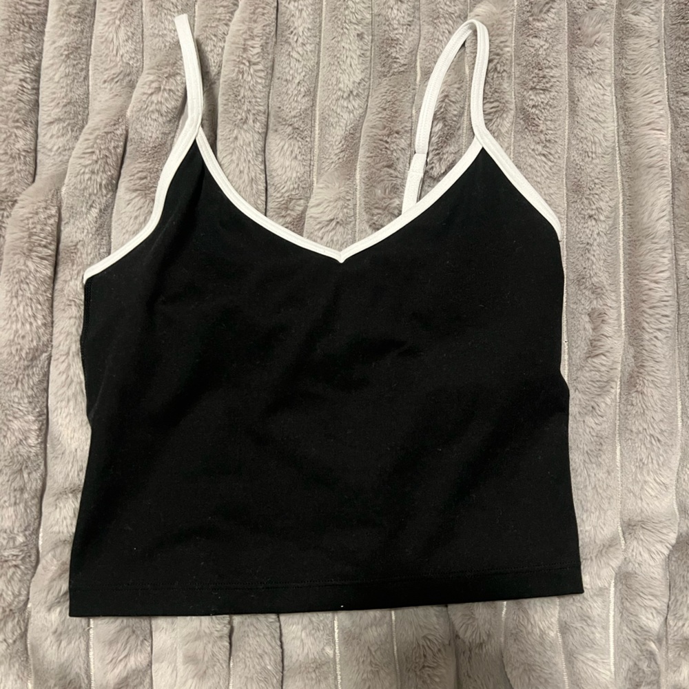 Gilly Hicks B&W tank top
